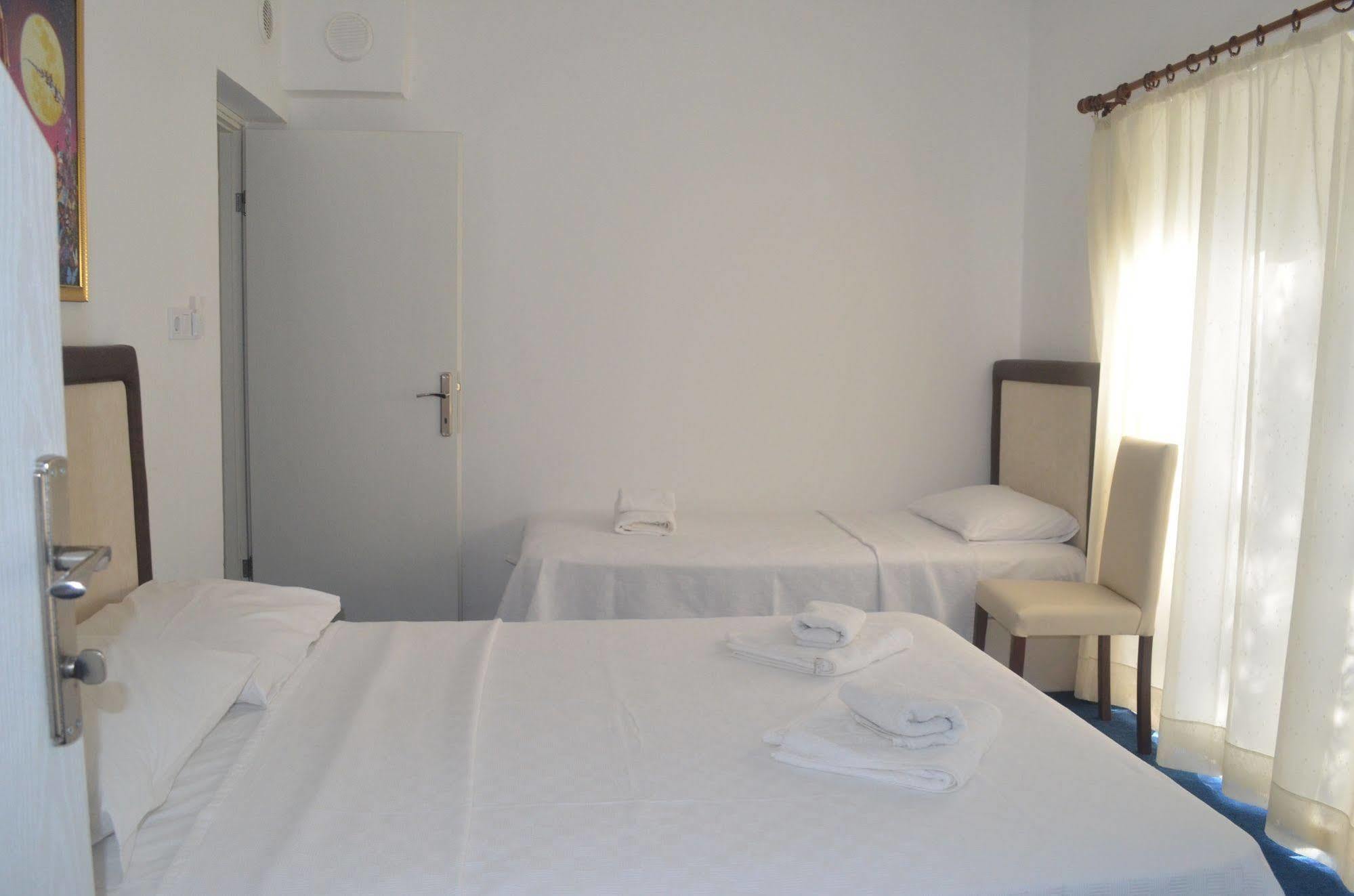 Lacivert Hotel Ayvalı Exteriér fotografie